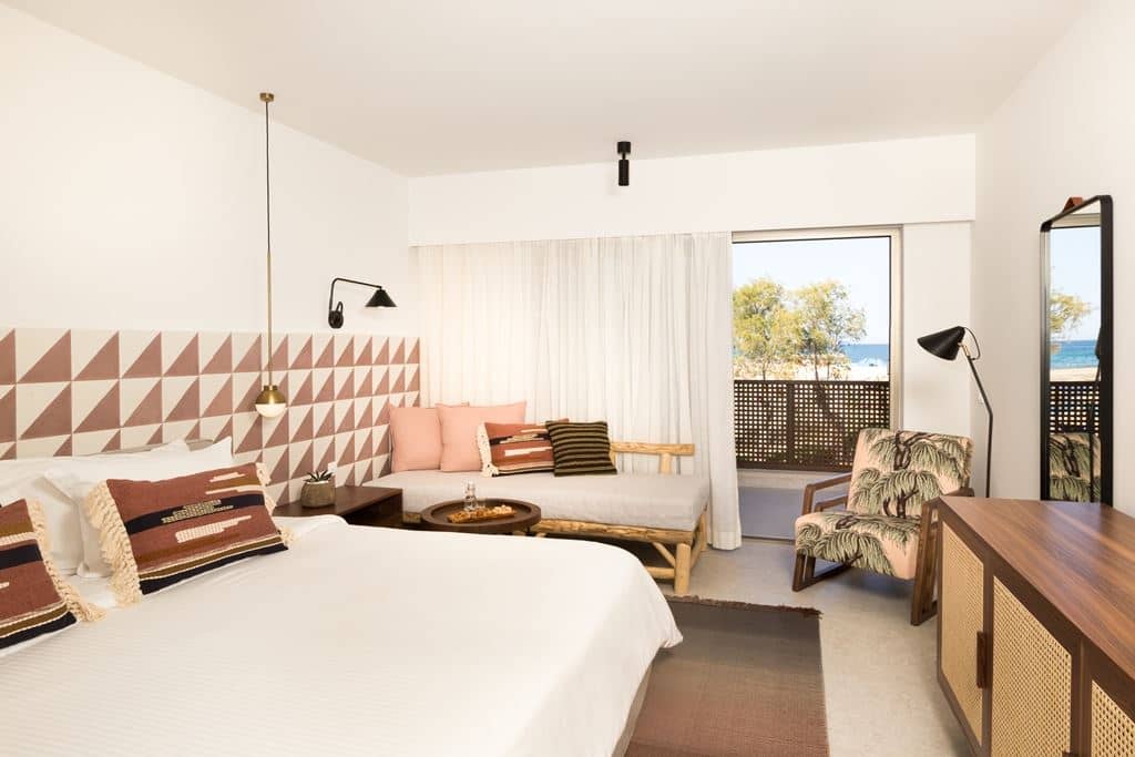 rooms-bungalow-side-sea-view-balcony-or-terrace