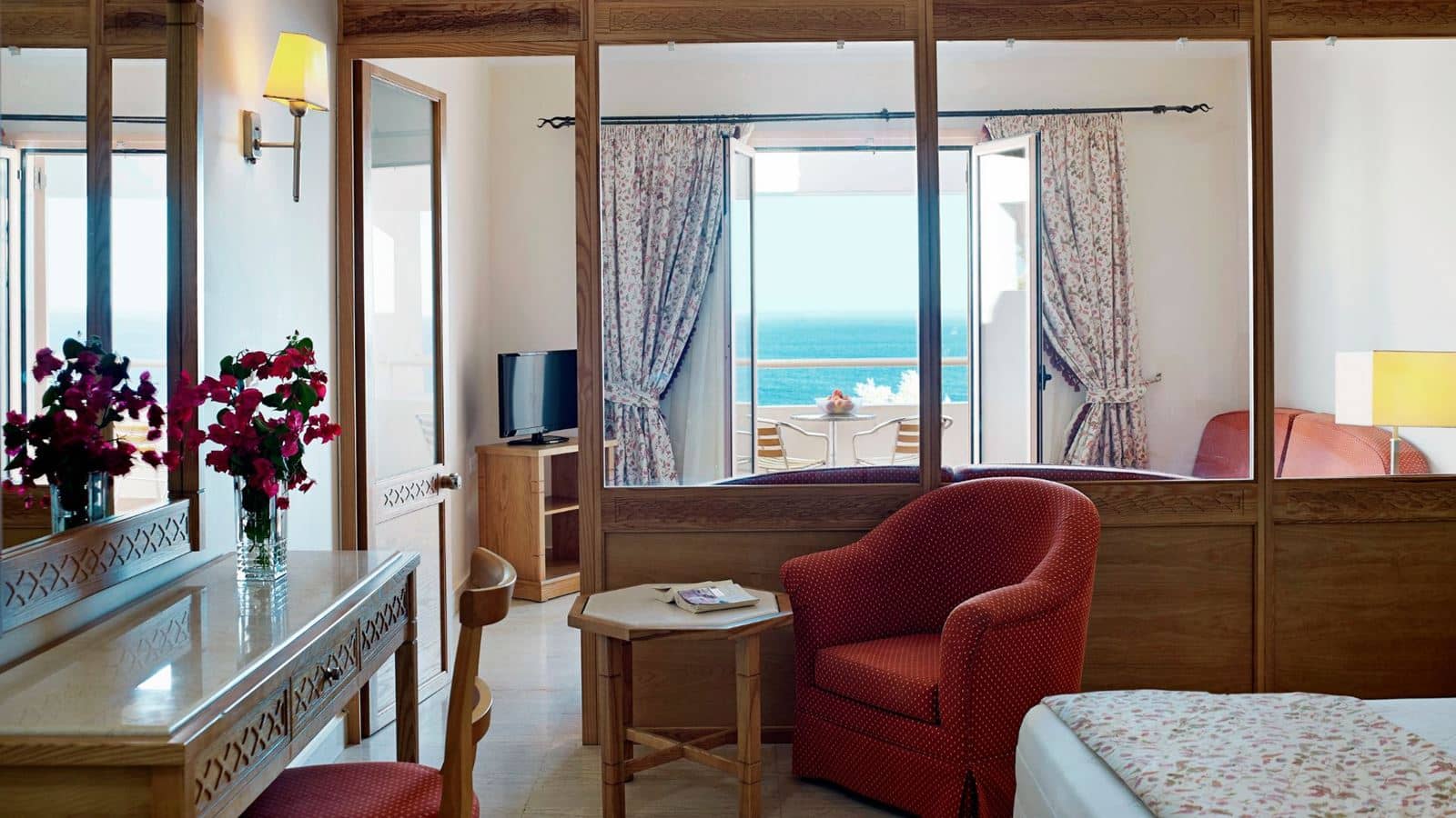 rooms-superior-family-sharing-pool
