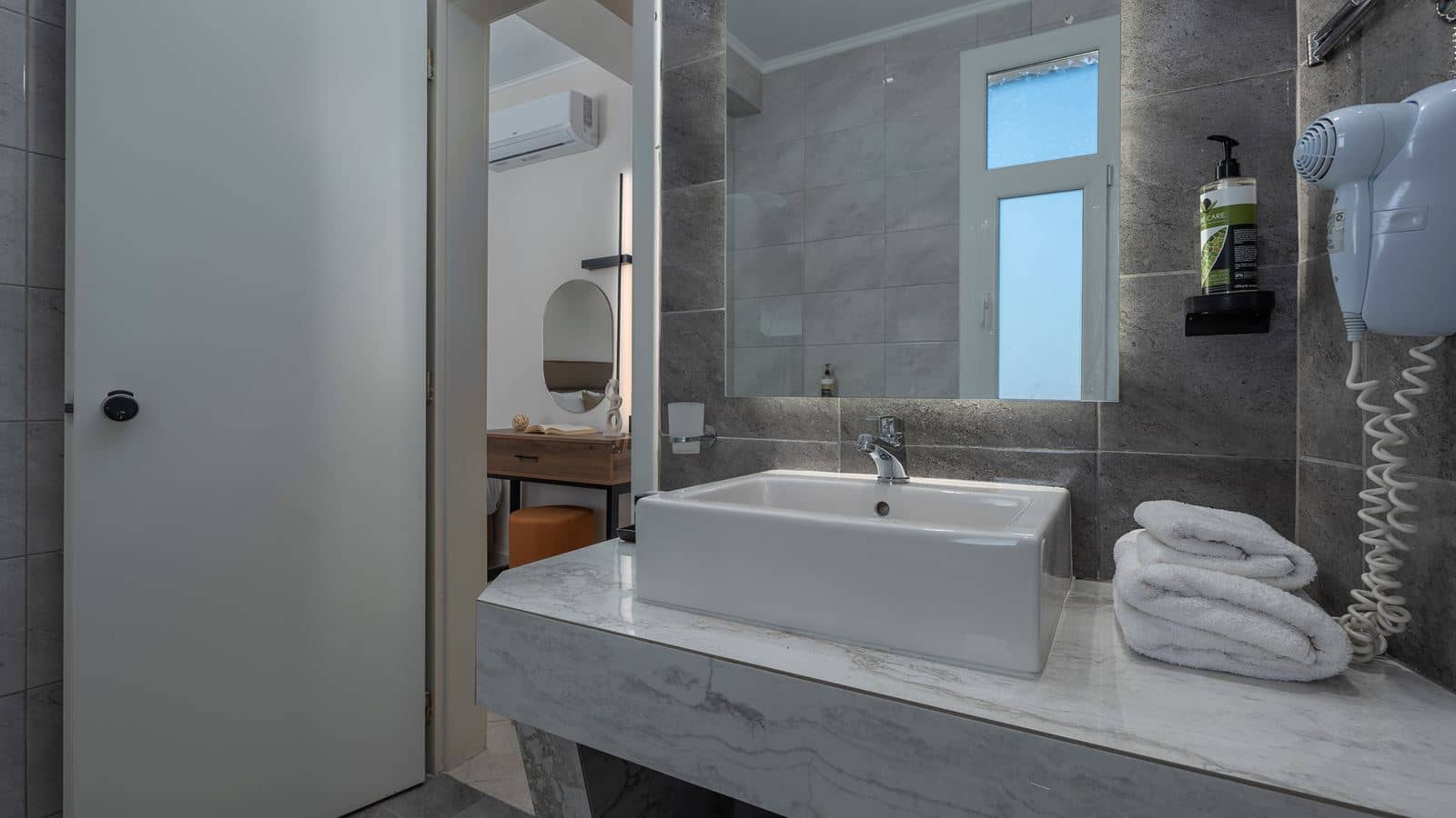 rooms-superior-sea-view