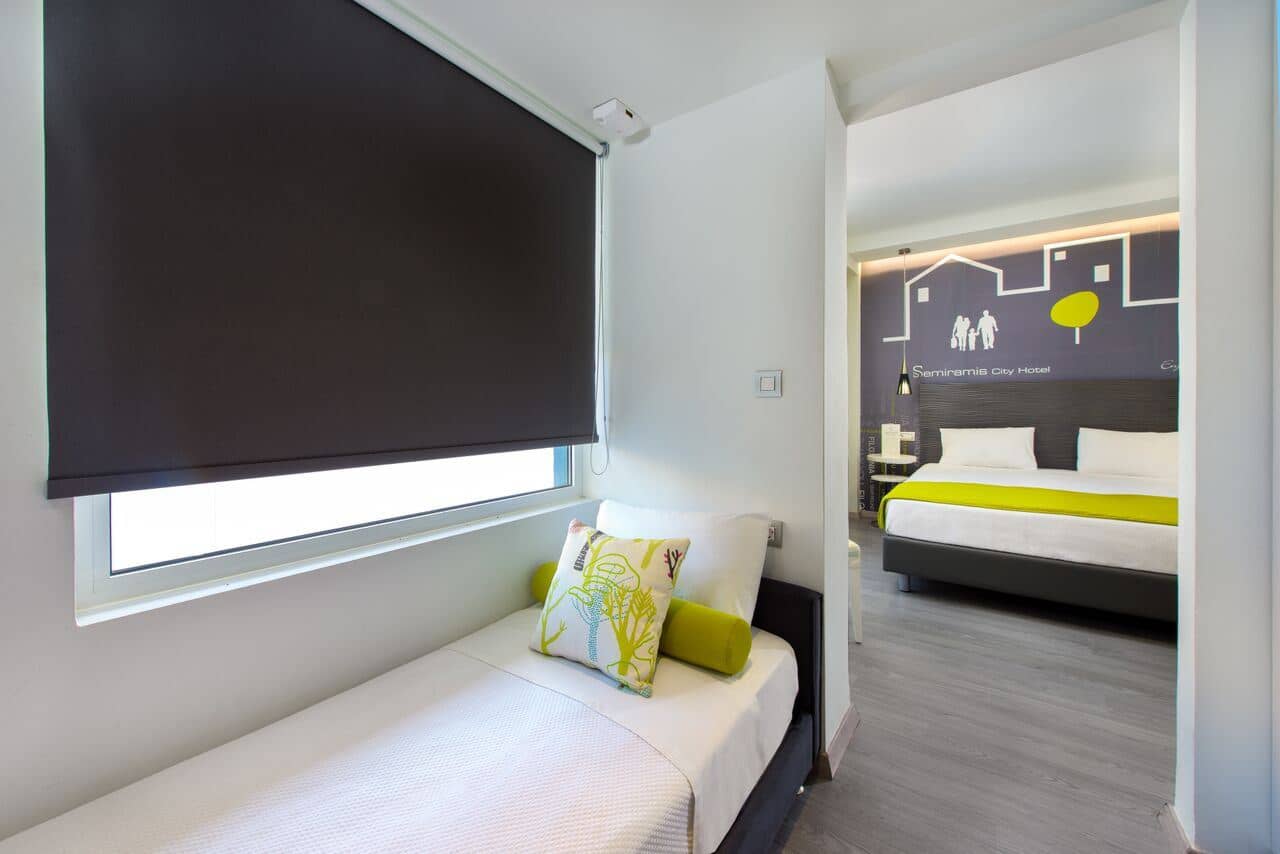 rooms-room-triple-land-view-balcony-or-terrace