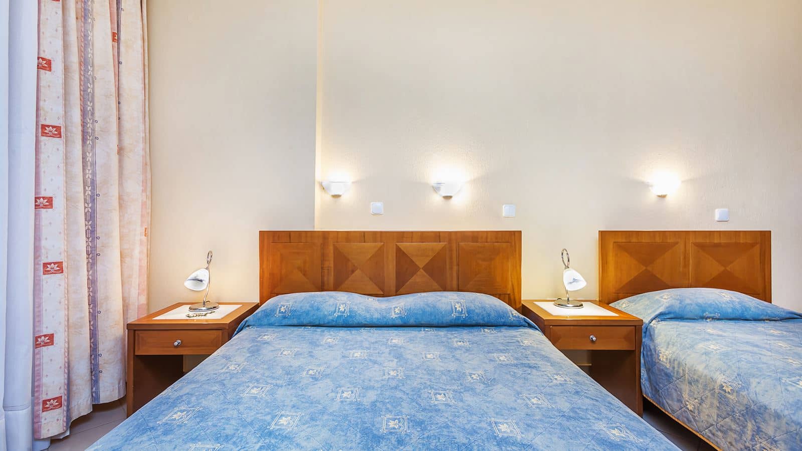 rooms-standard-triple