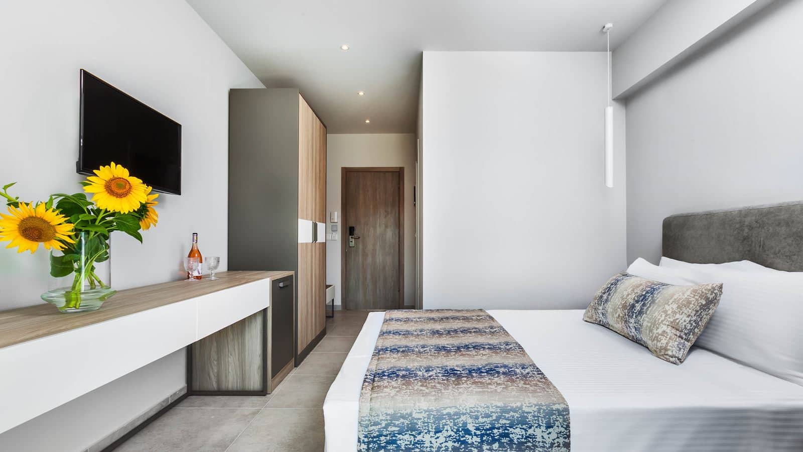 rooms-double-premium-room-sea-view