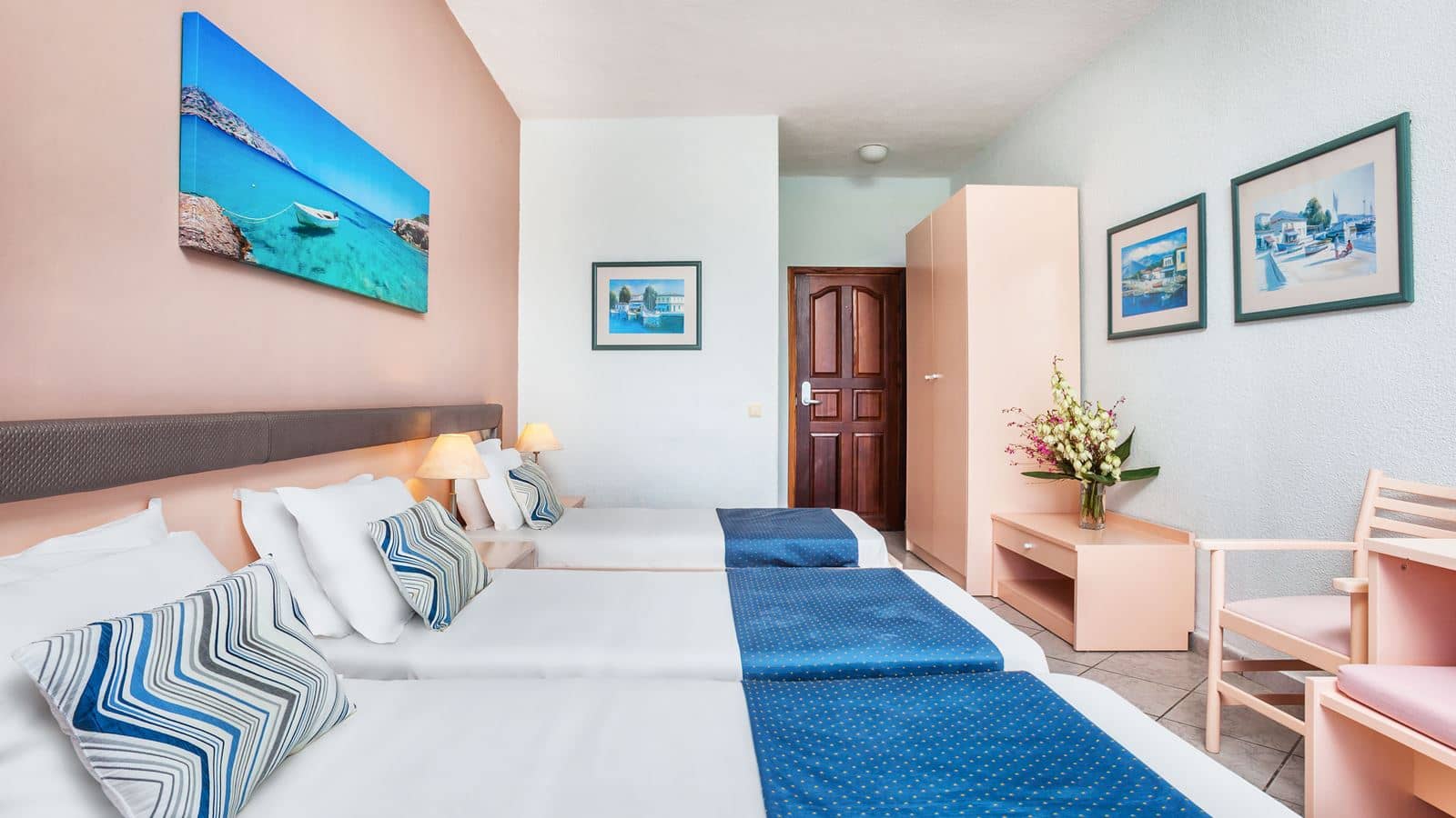 rooms-triple-room