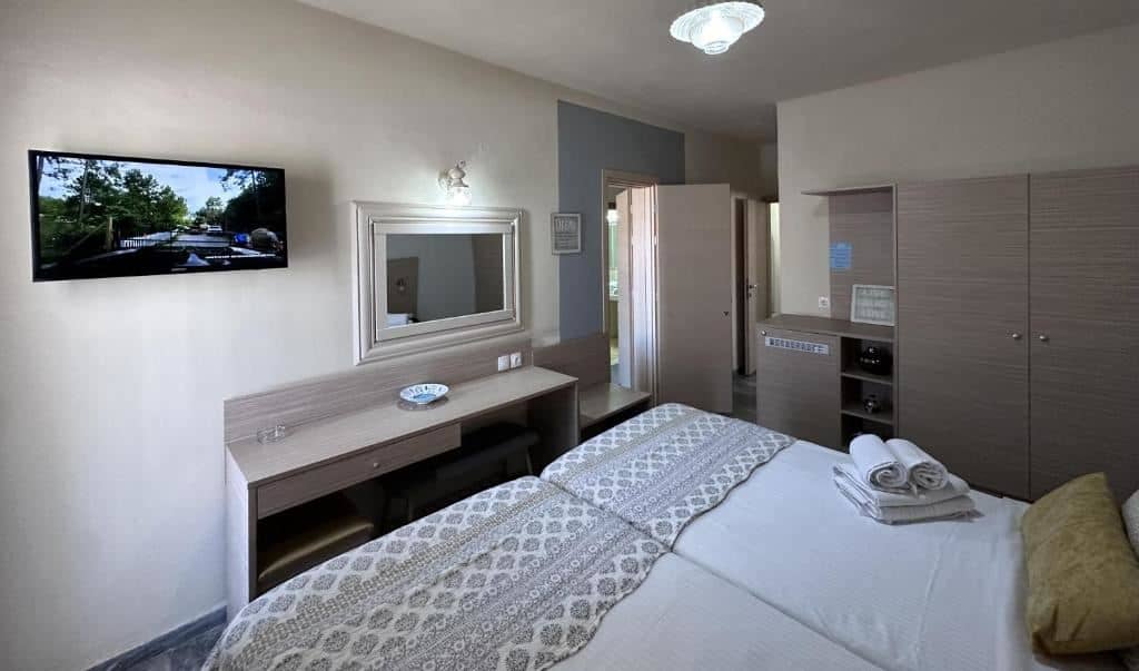 rooms-family-connecting-rooms-5-pax