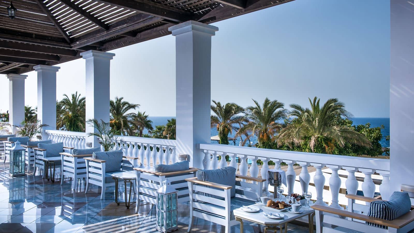 bars-veranda-bar