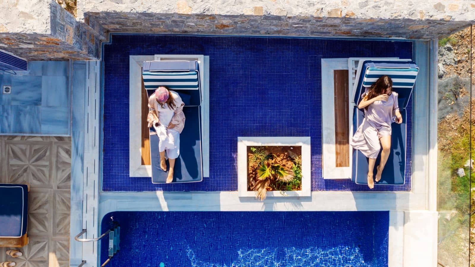 rooms-villa-beachfront-privatepool
