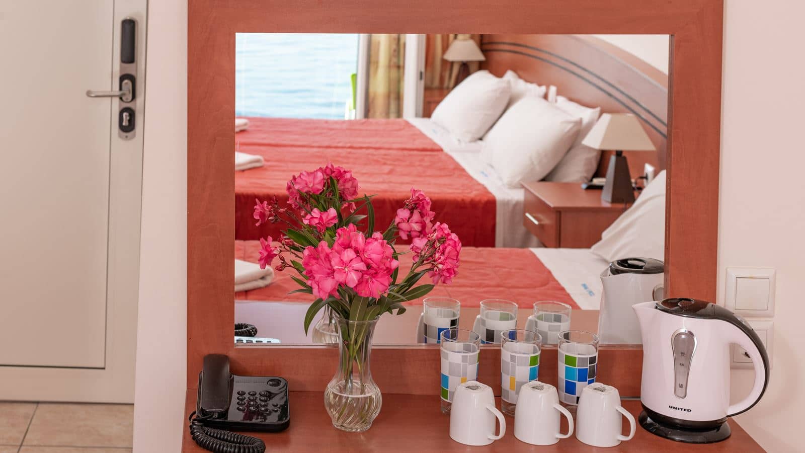 rooms-room-standard-double-sea-view