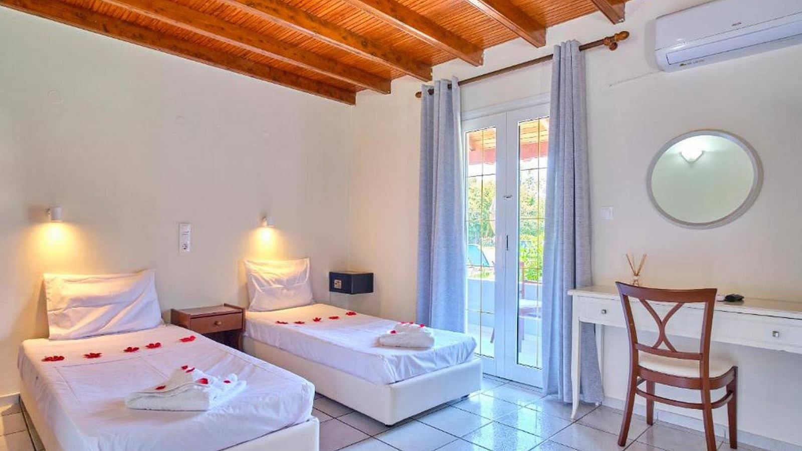rooms-mαisonette-landview