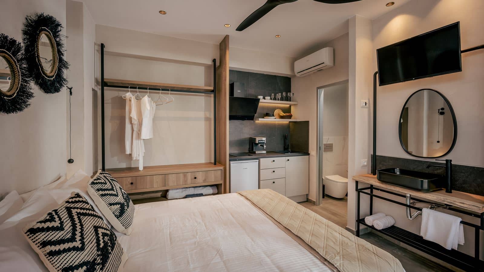 rooms-suite-junior-double