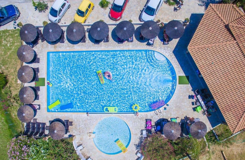 pools-pools