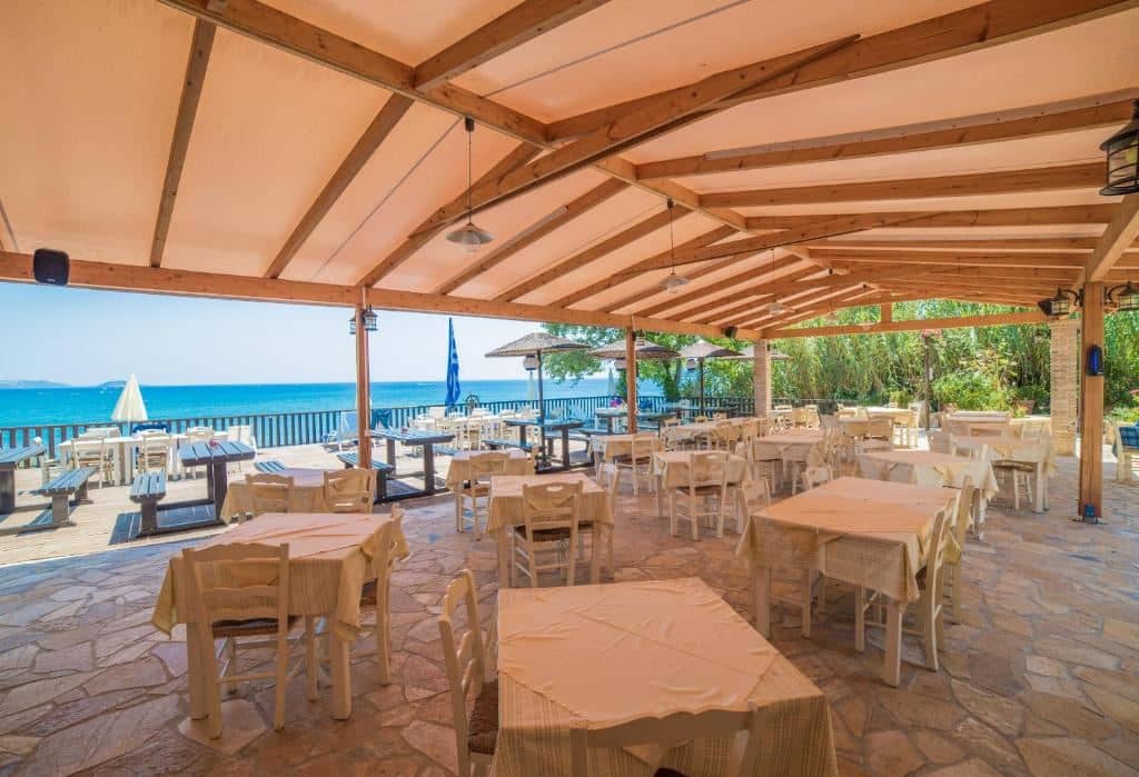 restaurants-restaurants