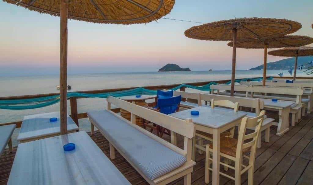 bars-pool-bar