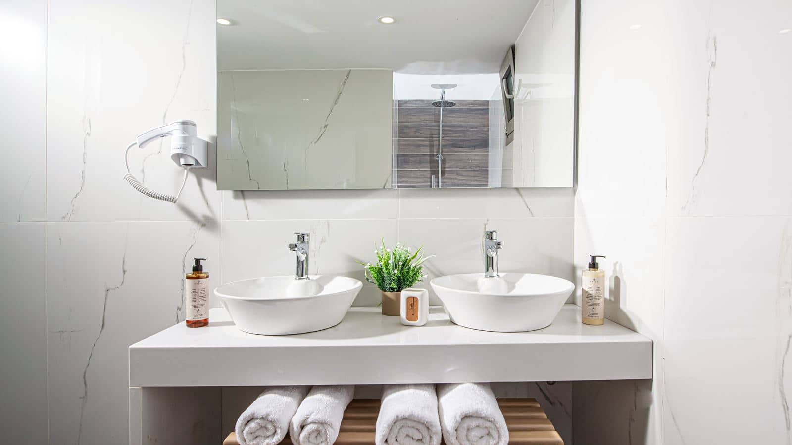rooms-junior-suite-sea-view