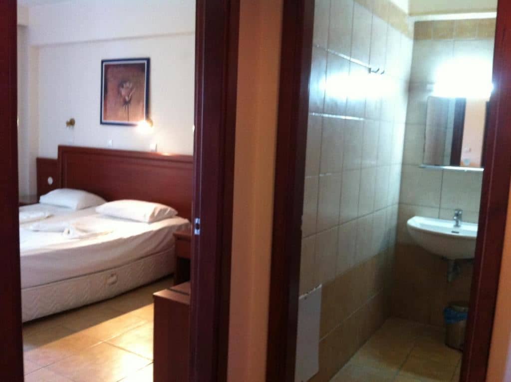rooms-apartment-2-bedrooms