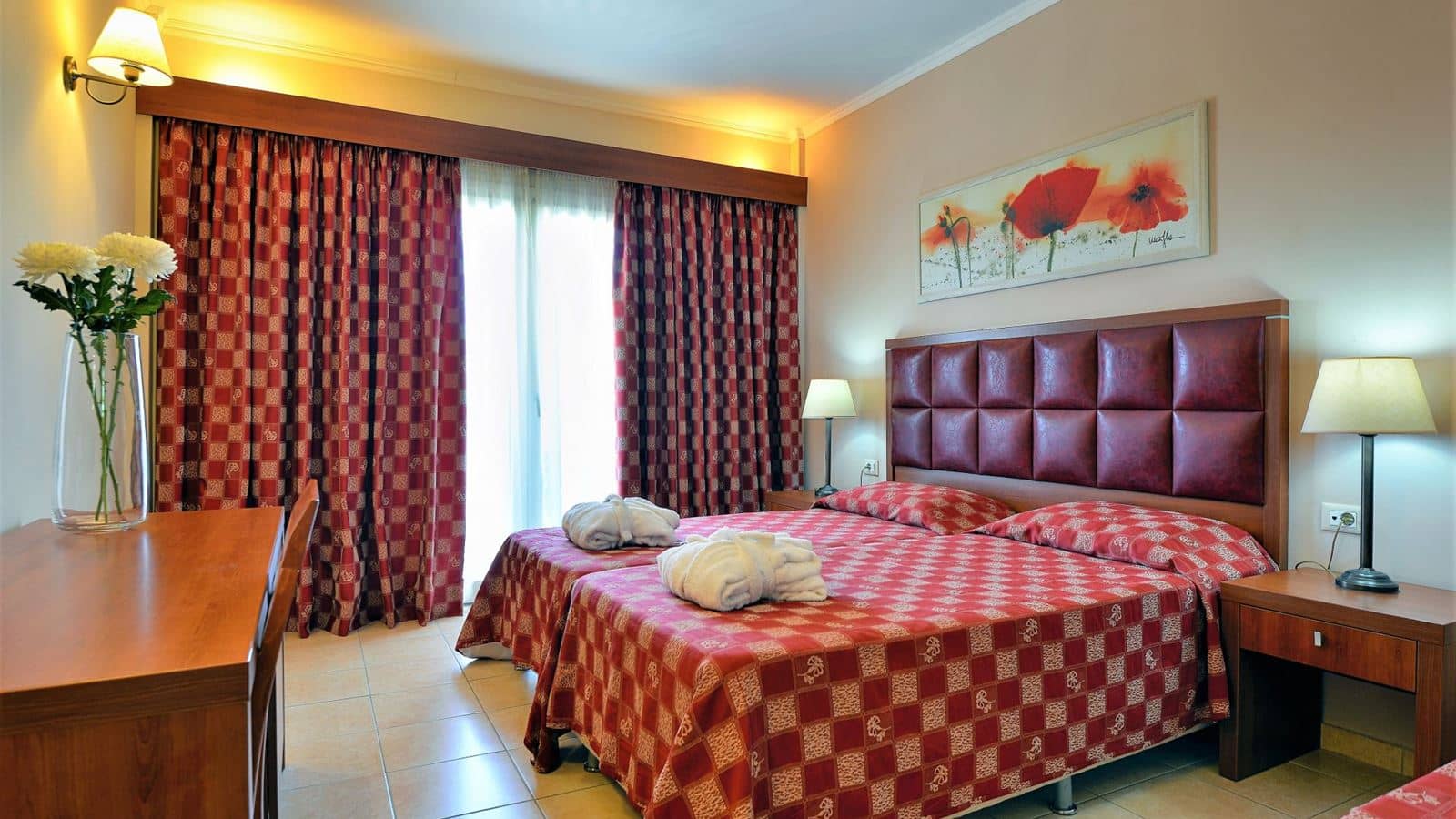 rooms-twin-standard-room-mountain-view-or-pool-view