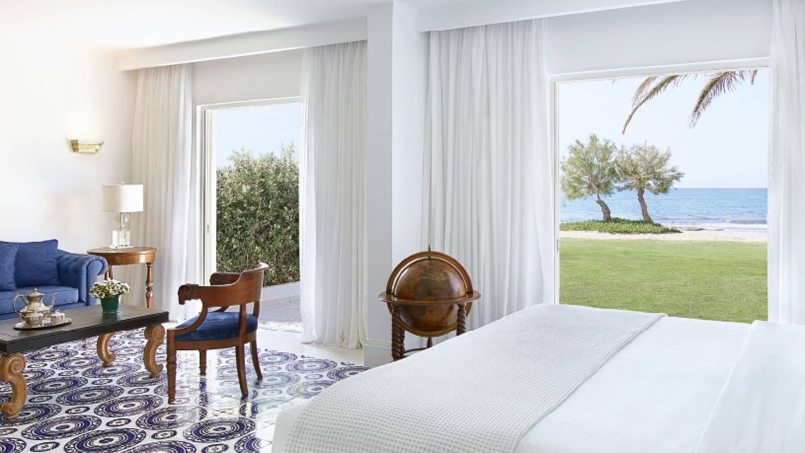 rooms-2-bedroom-beach-villa-seafront