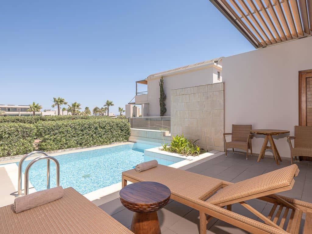 rooms-junior-suite-private-pool