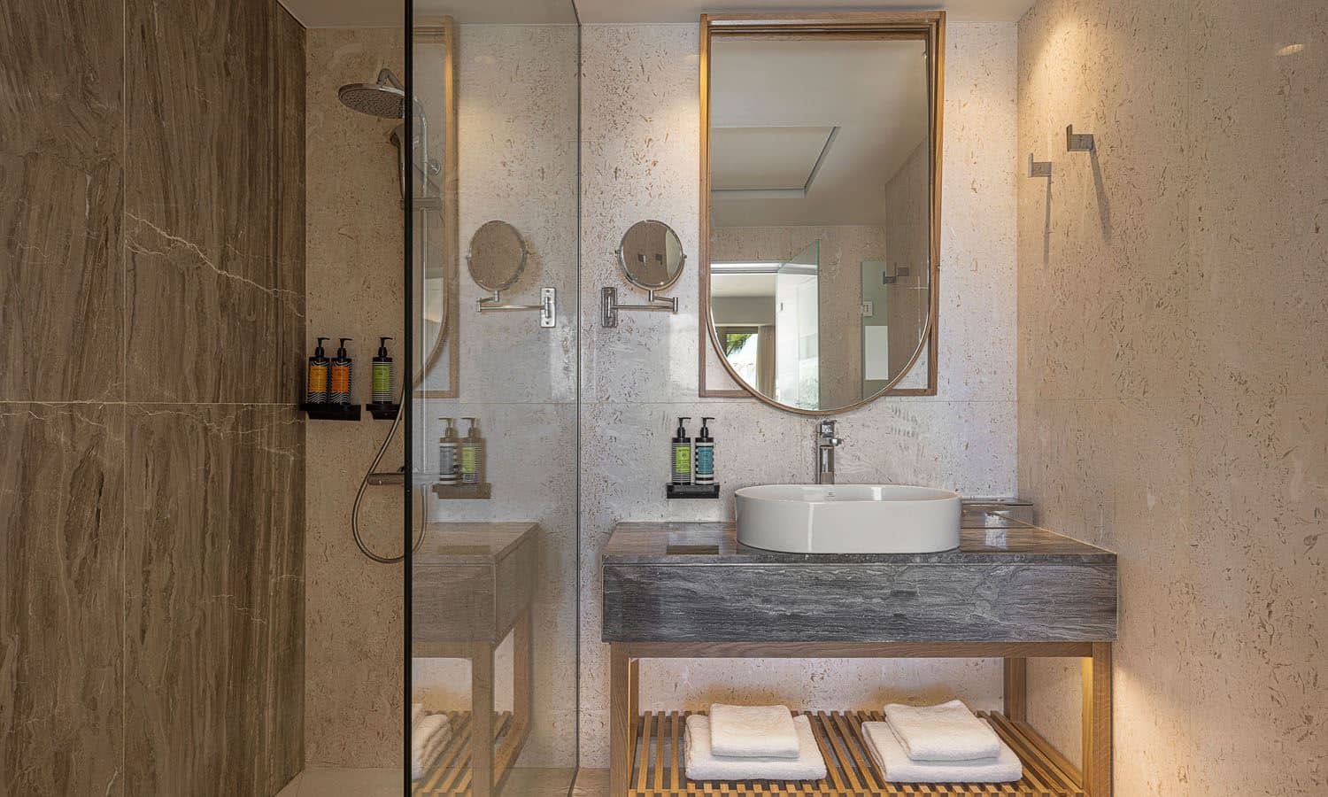 rooms-premium-room