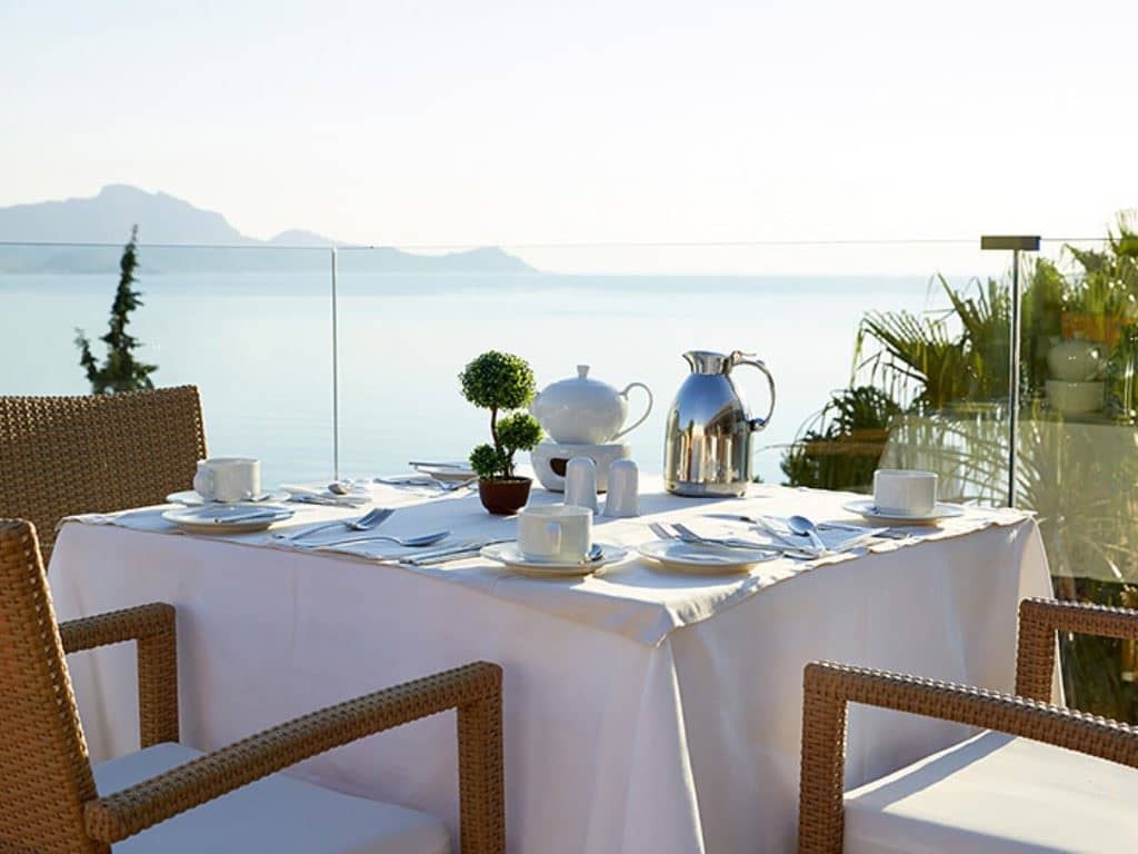 restaurants-estia-main-restaurant