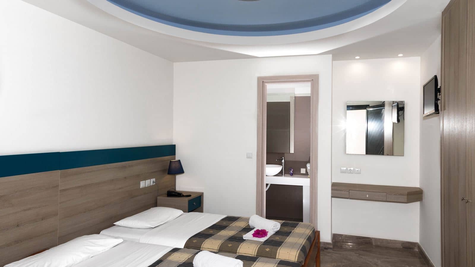 rooms-economy-room