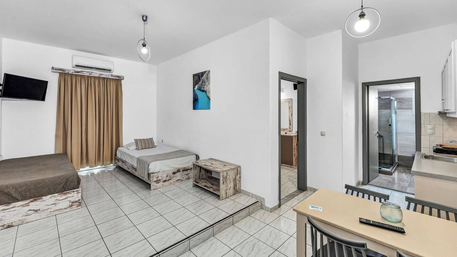 rooms-suite-junior-1-bedroom--living-room-triple-balcony-or-terrace