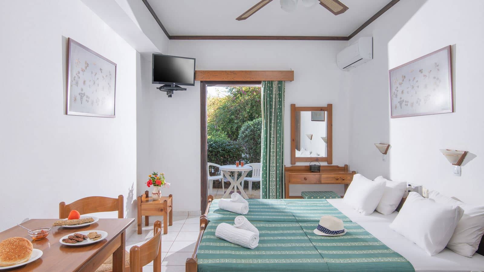 rooms-2-bed-studio