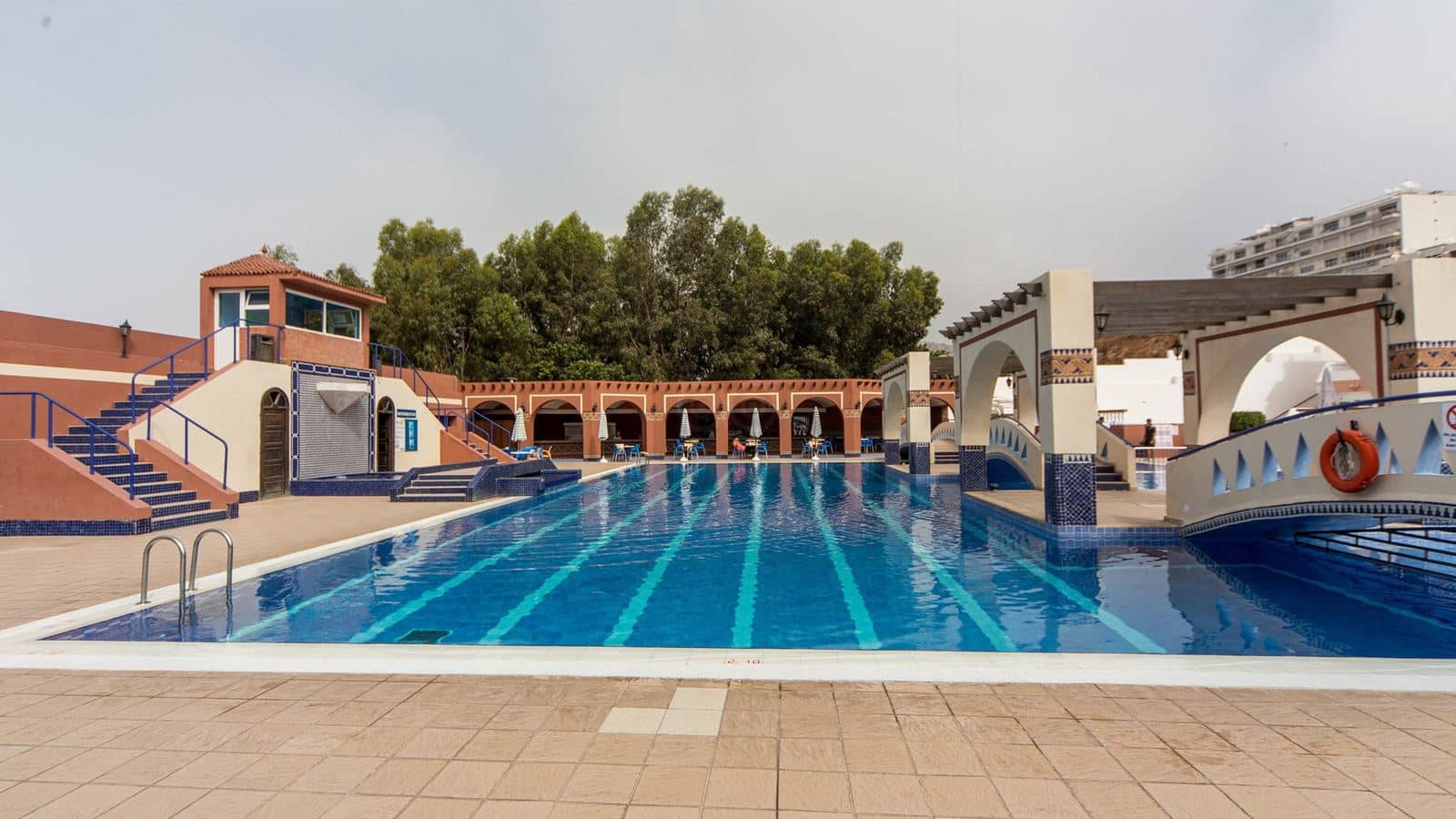pools-outdoor-pool