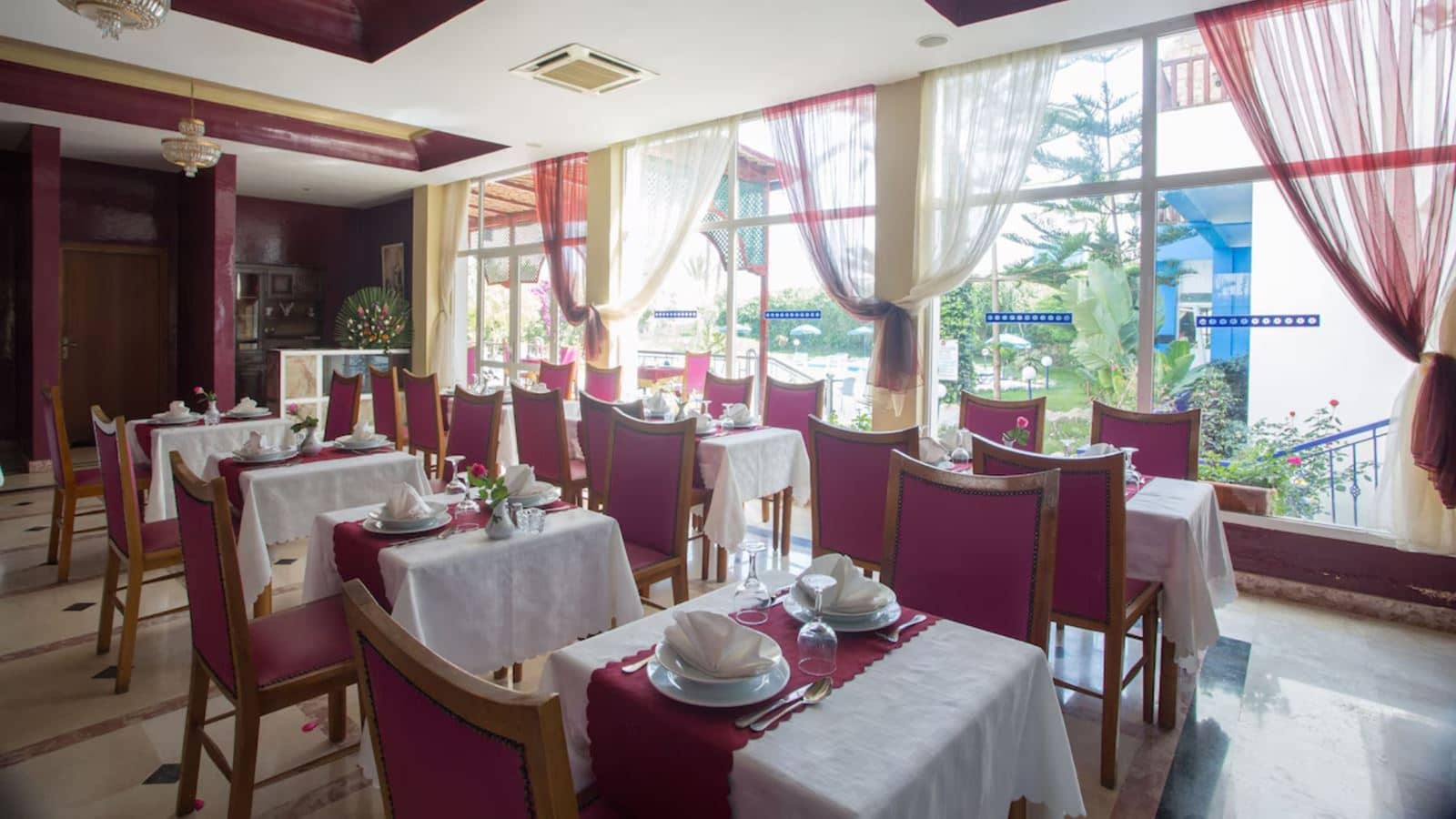 restaurants-restaurants