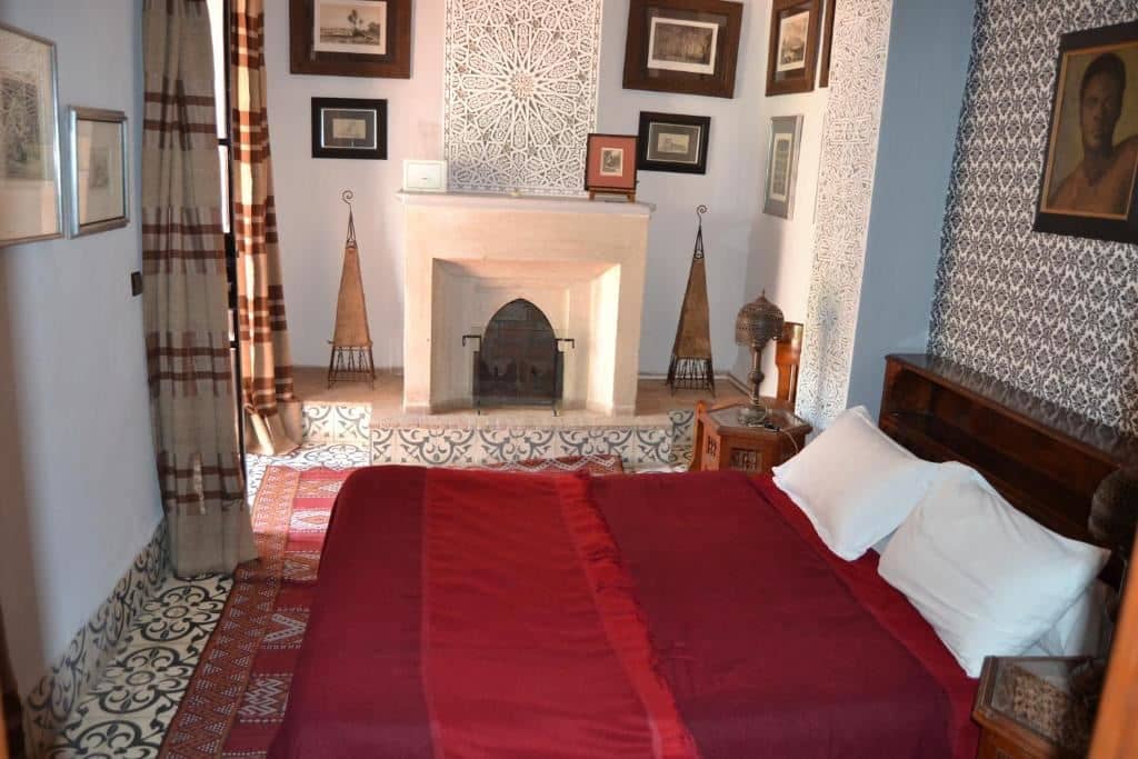 rooms-standard-room