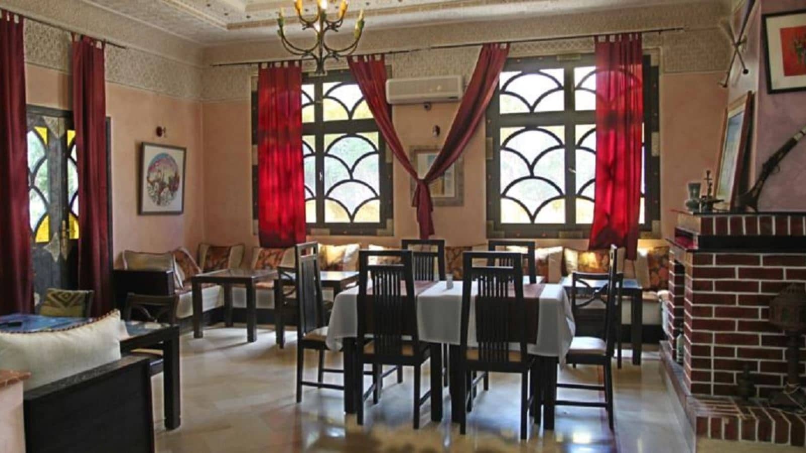 restaurants-restaurants