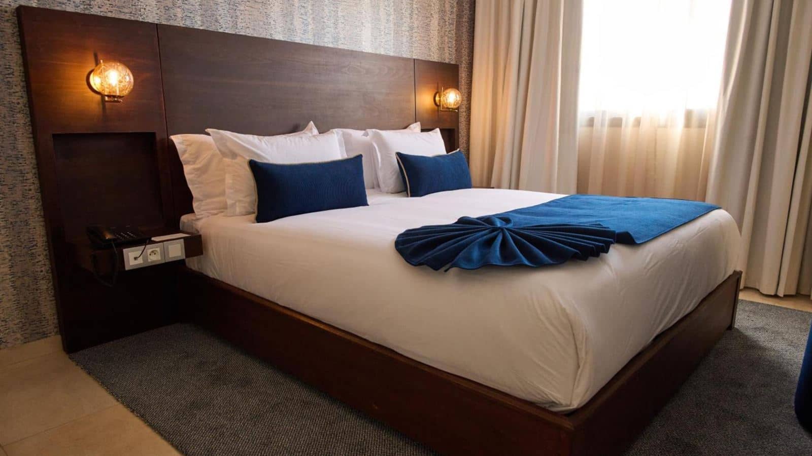 rooms-standard-room