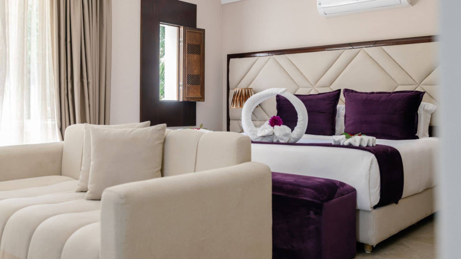 rooms-prestige-suite-gardenview-terrace