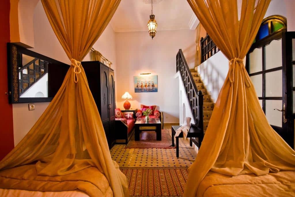 rooms-standard-suite