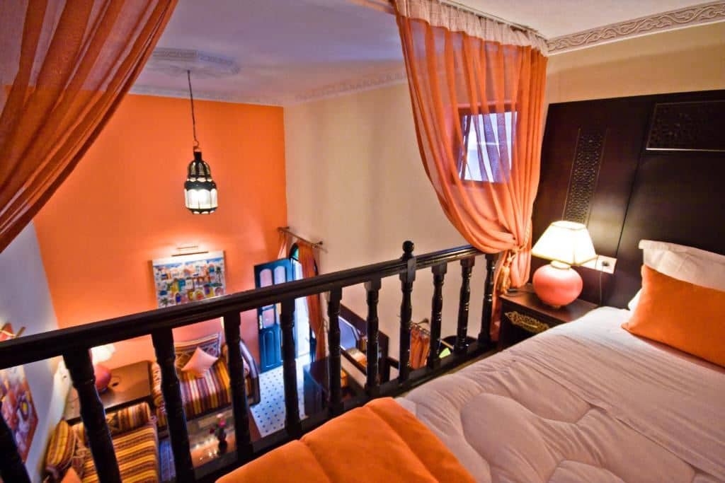 rooms-standard-suite