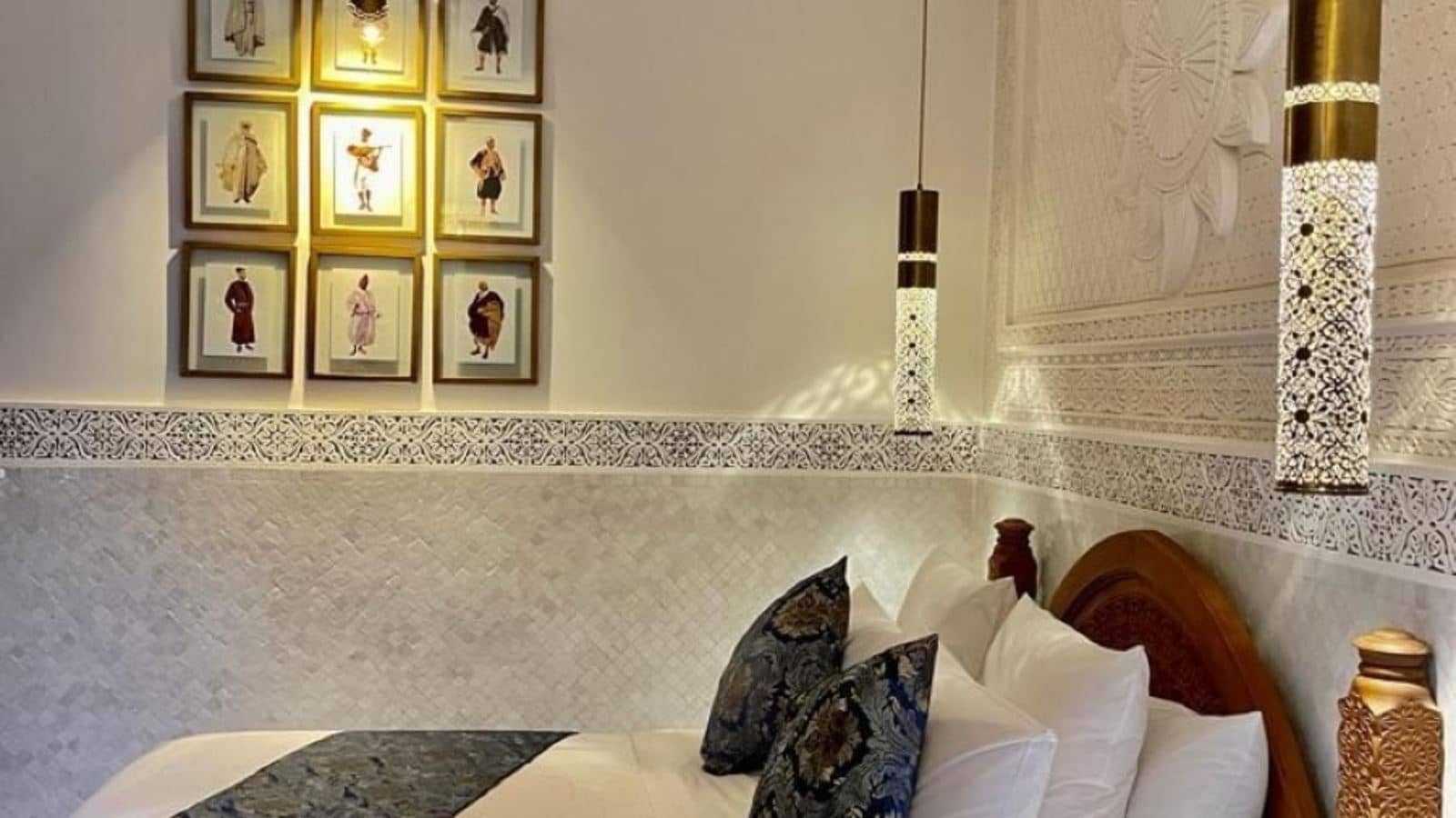 rooms-deluxe-room