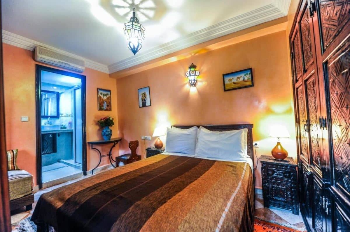 rooms-standard-room