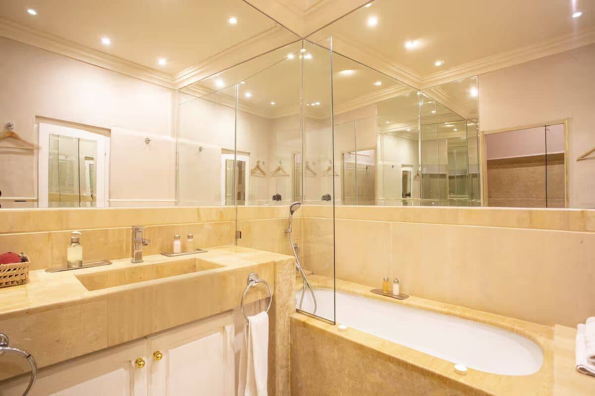 rooms-standard-room