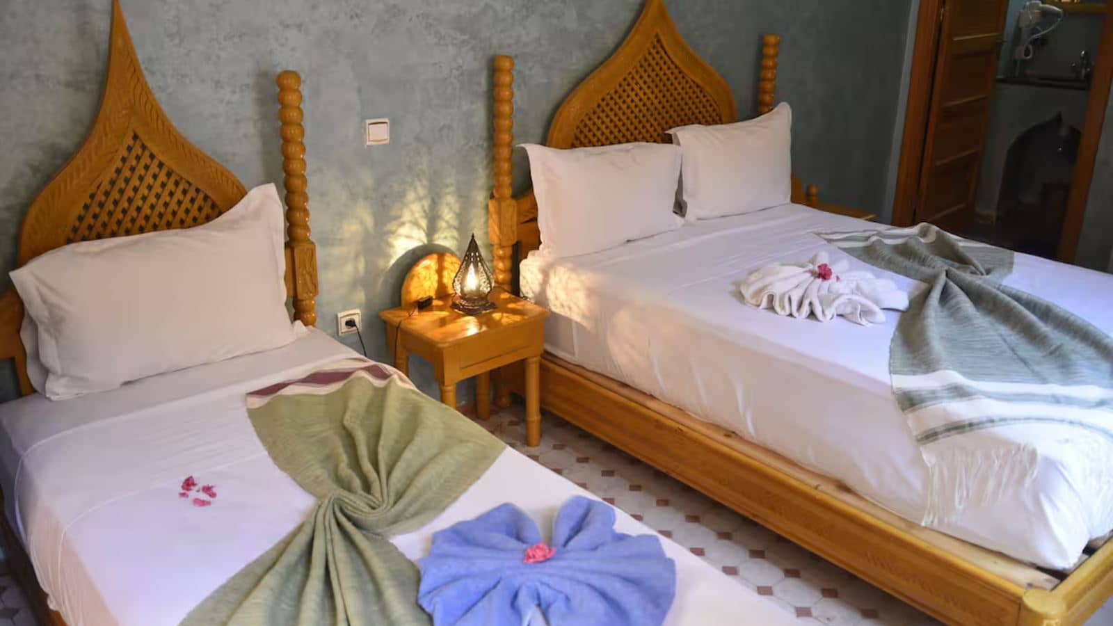 rooms-triple-room