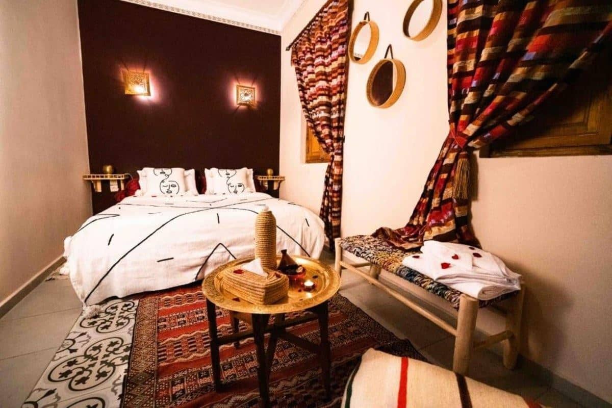 rooms-standard-room