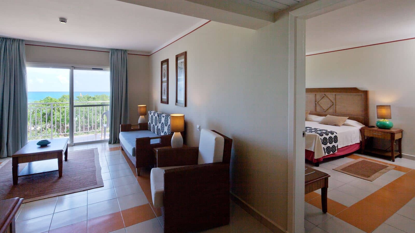 rooms-suite