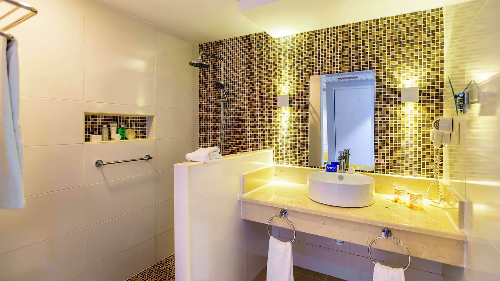 rooms-junior-suite