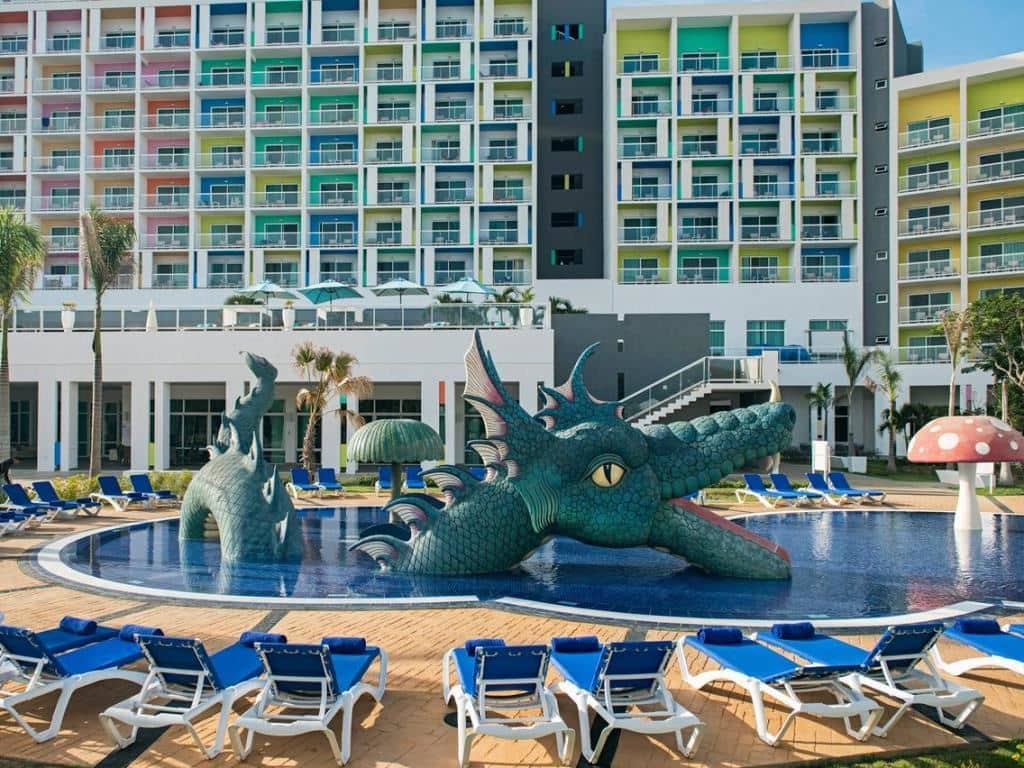 pools-outdoor-childrens-pool