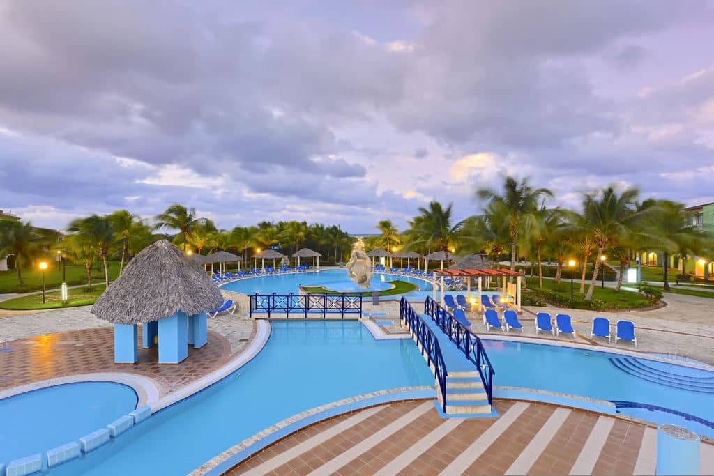 pools-outdoor-pool