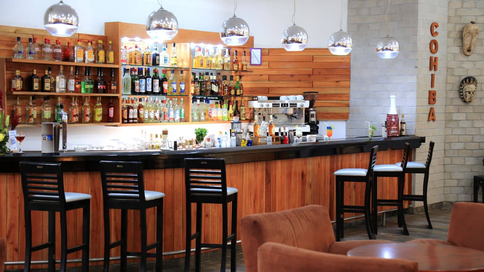 bars-cohiba-lobby-bar