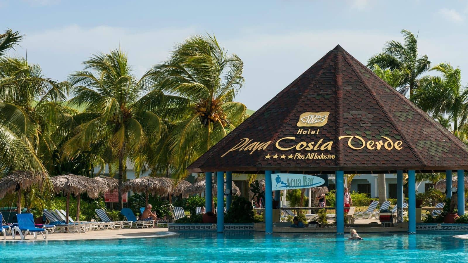 bars-aqua-bar
