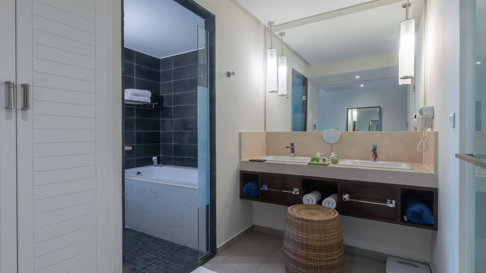rooms-junior-suite