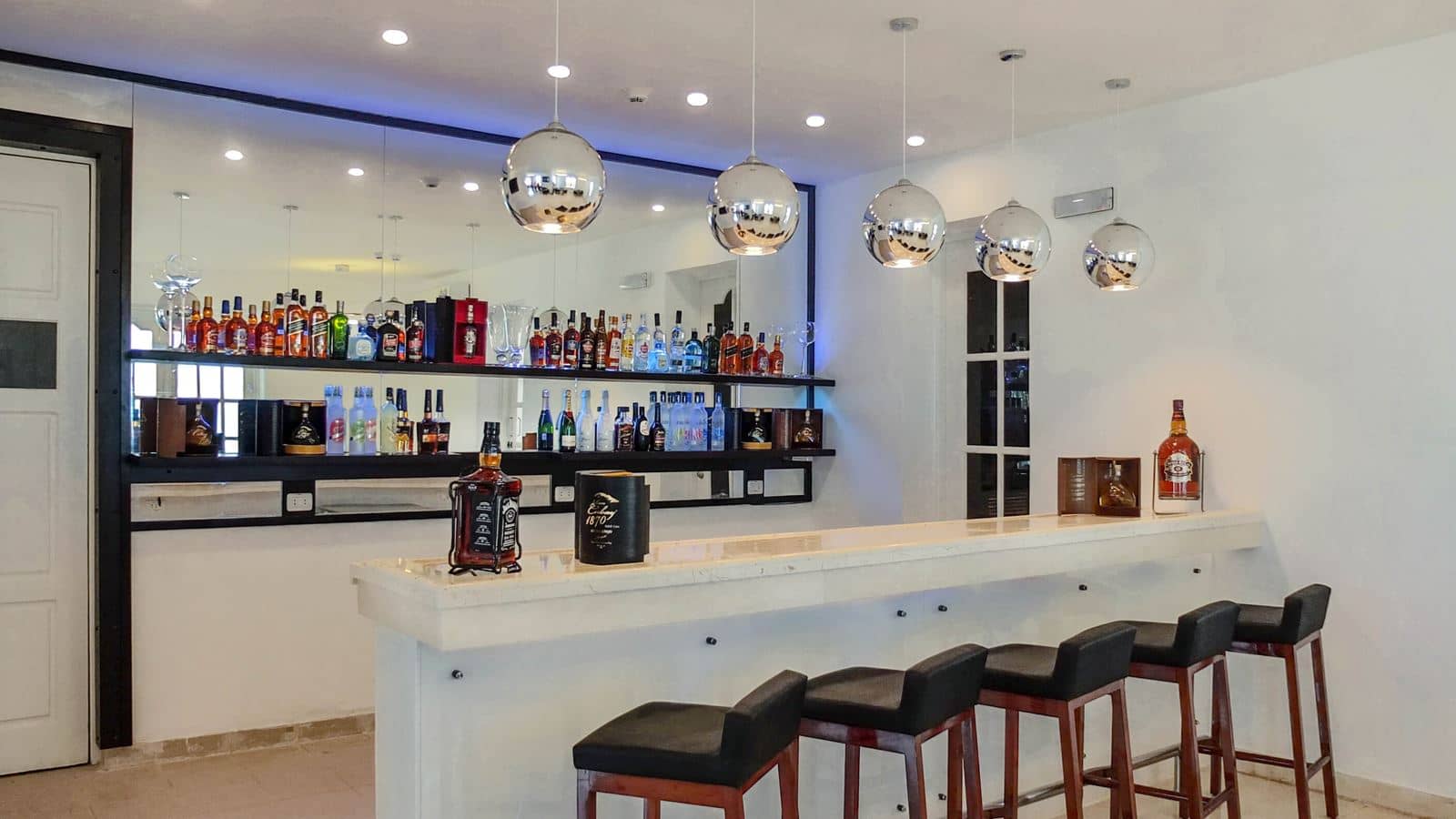 bars-lobby-bar