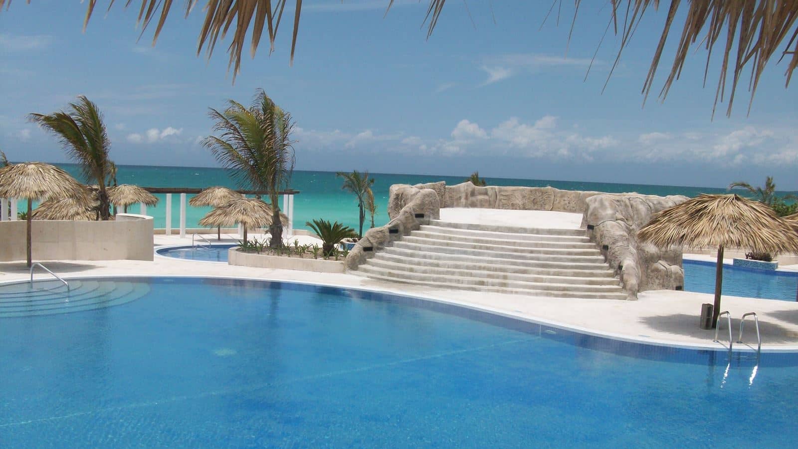 pools-outdoor-pool
