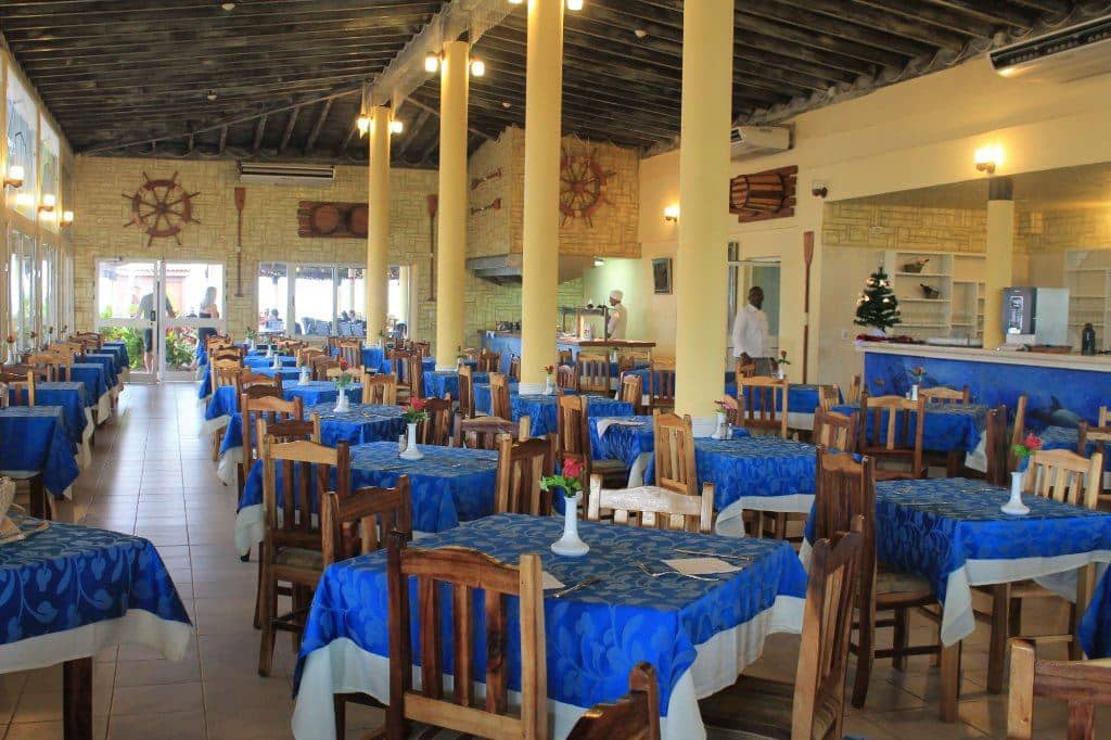 restaurants-restaurant