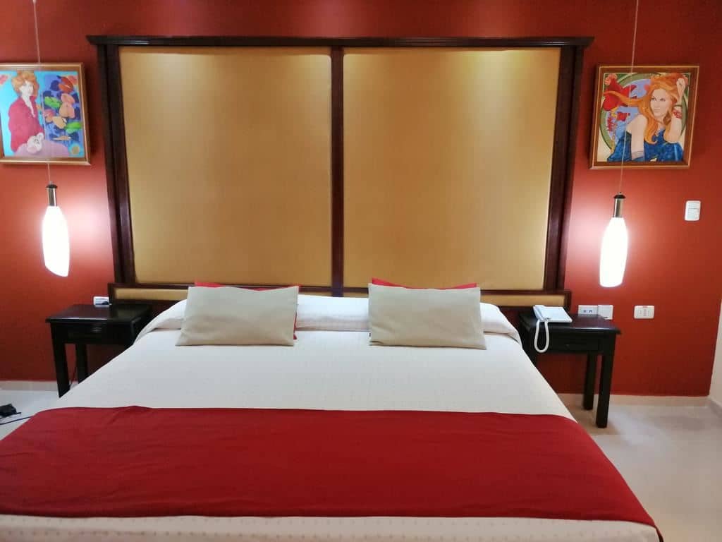 rooms-standard-room